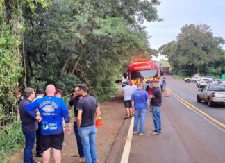 Tragédia em Missal: caminhão sai da pista na PR-497, pega fogo e deixa duas vítimas fatais