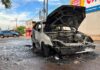 Incêndio destrói Ford Focus no centro de São Miguel do Iguaçu