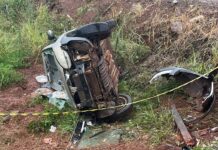 Jovem morre após veículo sair da pista e atingir árvore na PR-495, entre Missal e Dom Armando