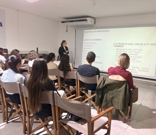 Saúde de Medianeira promove capacitação para equipe de Odontologia