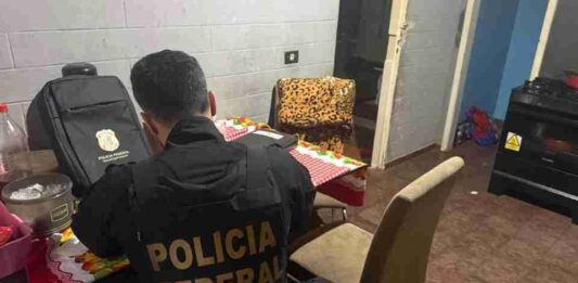 VALES-COMBUSTÍVEL EM TROCA DE VOTOS SÃO ALVO DE INVESTIGAÇÃO NO OESTE DO PARANÁ